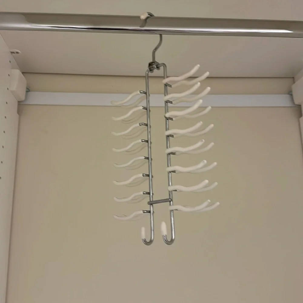 Tie and belt closet organizer